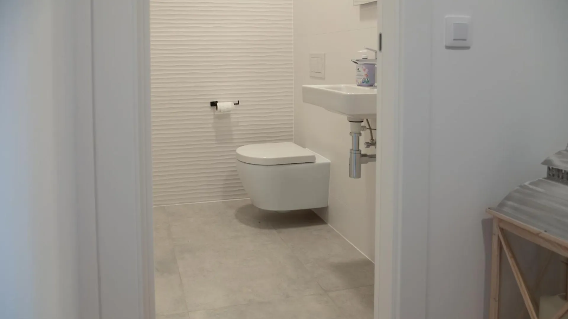 Stella'S Garden Apartment אומאג